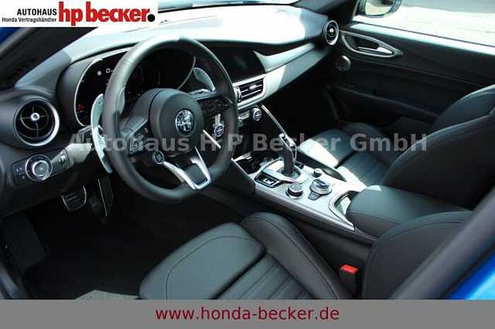 Alfa Romeo Giulia Turbo Veloce Q4 AUTOMATIK WENIG KM