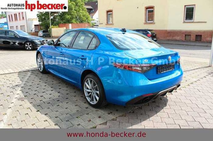 Alfa Romeo Giulia Turbo Veloce Q4 AUTOMATIK WENIG KM
