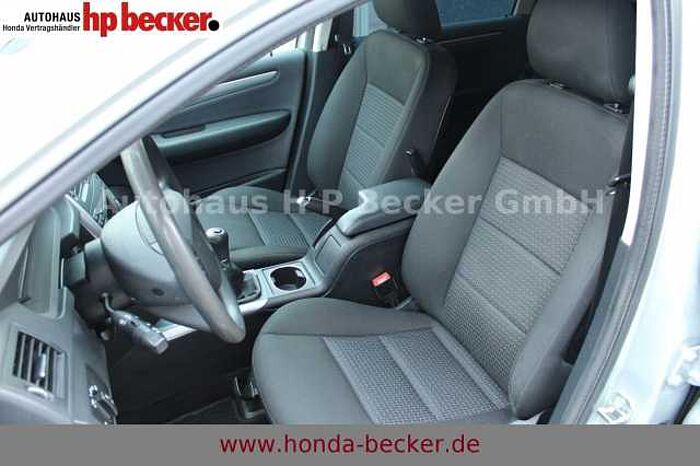 Mercedes-Benz B 200 NAVI WINTERRÄDER AHK GEPFLEGT