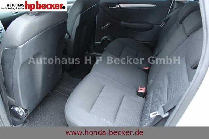 Mercedes-Benz B 200 NAVI WINTERRÄDER AHK GEPFLEGT
